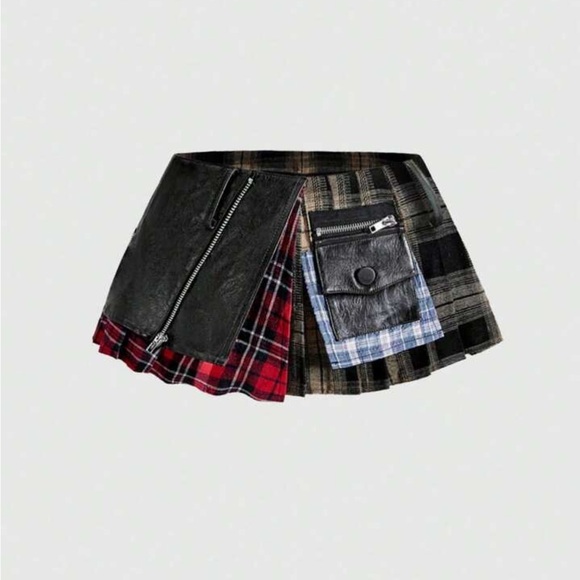 ROMWE Dresses & Skirts - Romwe Plaid Patchwork Mini Skirt with Leather Pocket - Red/Black